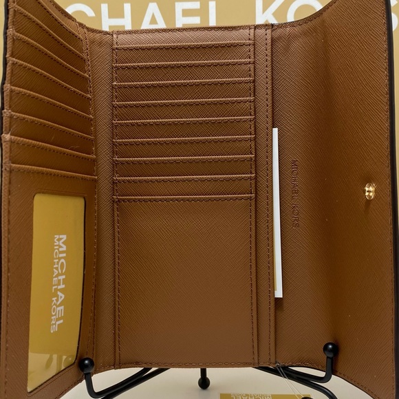 Michael kors wallet - Picture 10 of 12